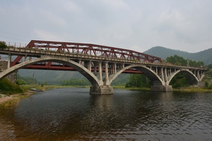 Мост через реку Половинная